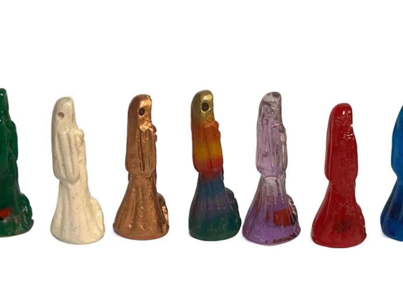 CHAVARIOS 7 Pieces Santa Muerte mini Statues Pocket Size 7 Pieces Color Set
