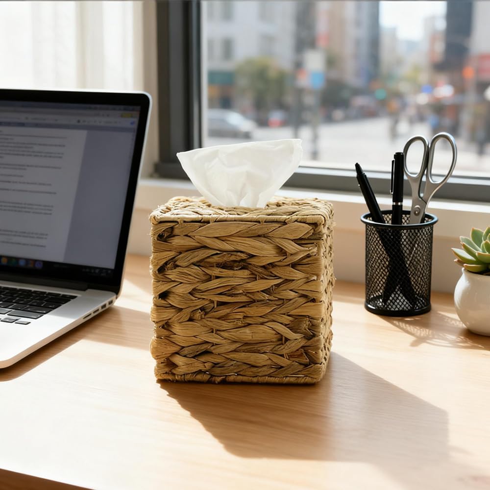 1 Pcs Handwoven Water Hyacinth Square Tissue Box Cover