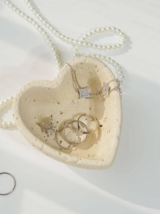 DINLiAN S Concrete Ring Holder Dish,Jewelry Dish Tray,Decorative Trinket Dish Vanity Tray,Cute Heart Jewelry Organizer for Woman Room Table Decor (beige heart)