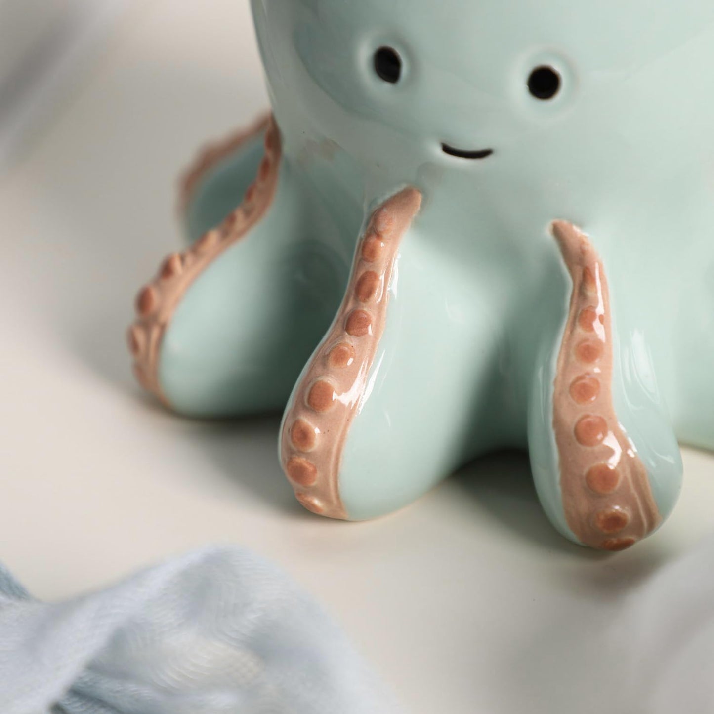 Octopus Soap Dispenser Marine Animal Lotion Dispenser Ceramic Liquid Bottle