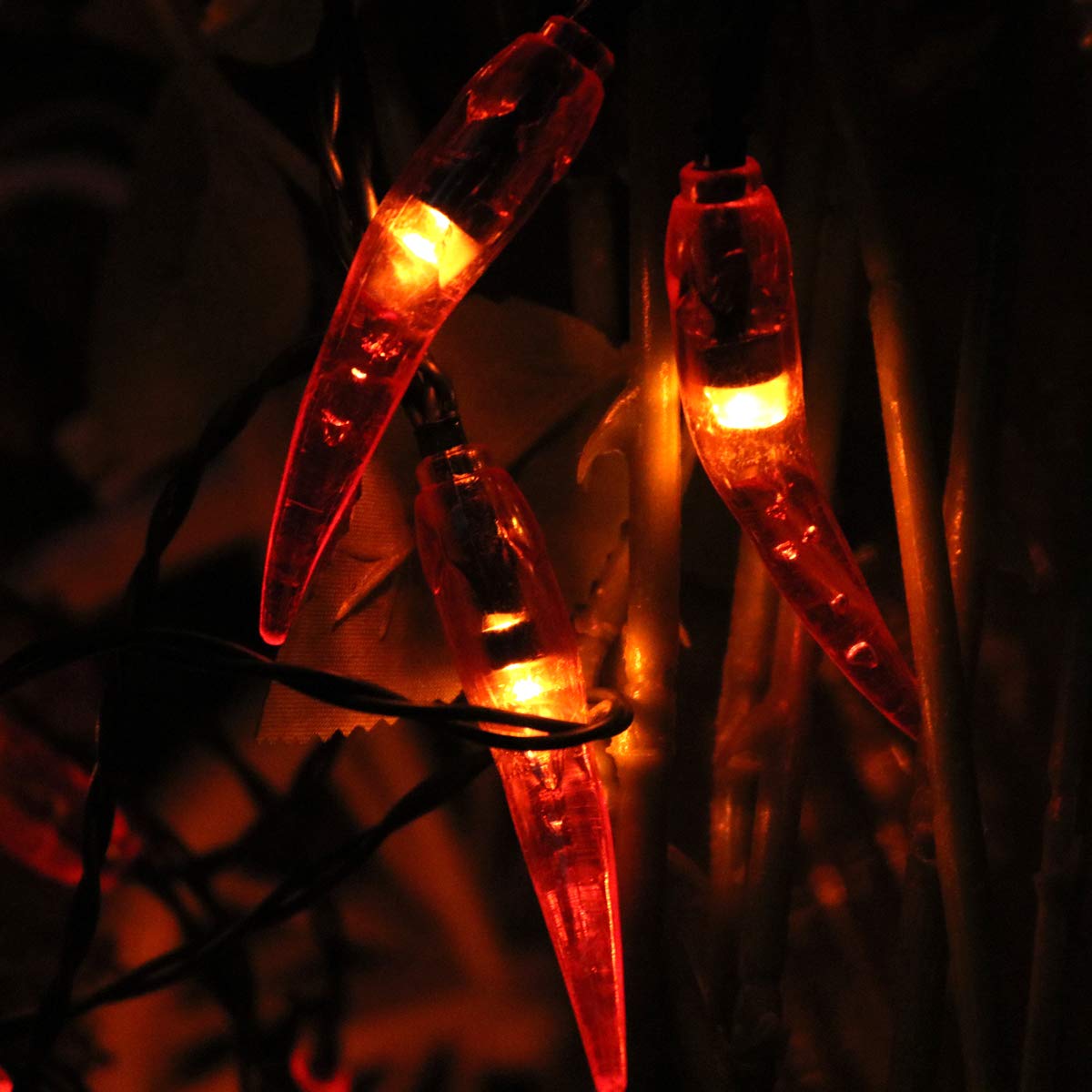 Dreamworth Solar Red Chili String Lights, 30 LED Chili Shape Fairy Solar Operated String Lights for Wedding, Chinese New Year,Spring Festival,Party Decoration,Christmas