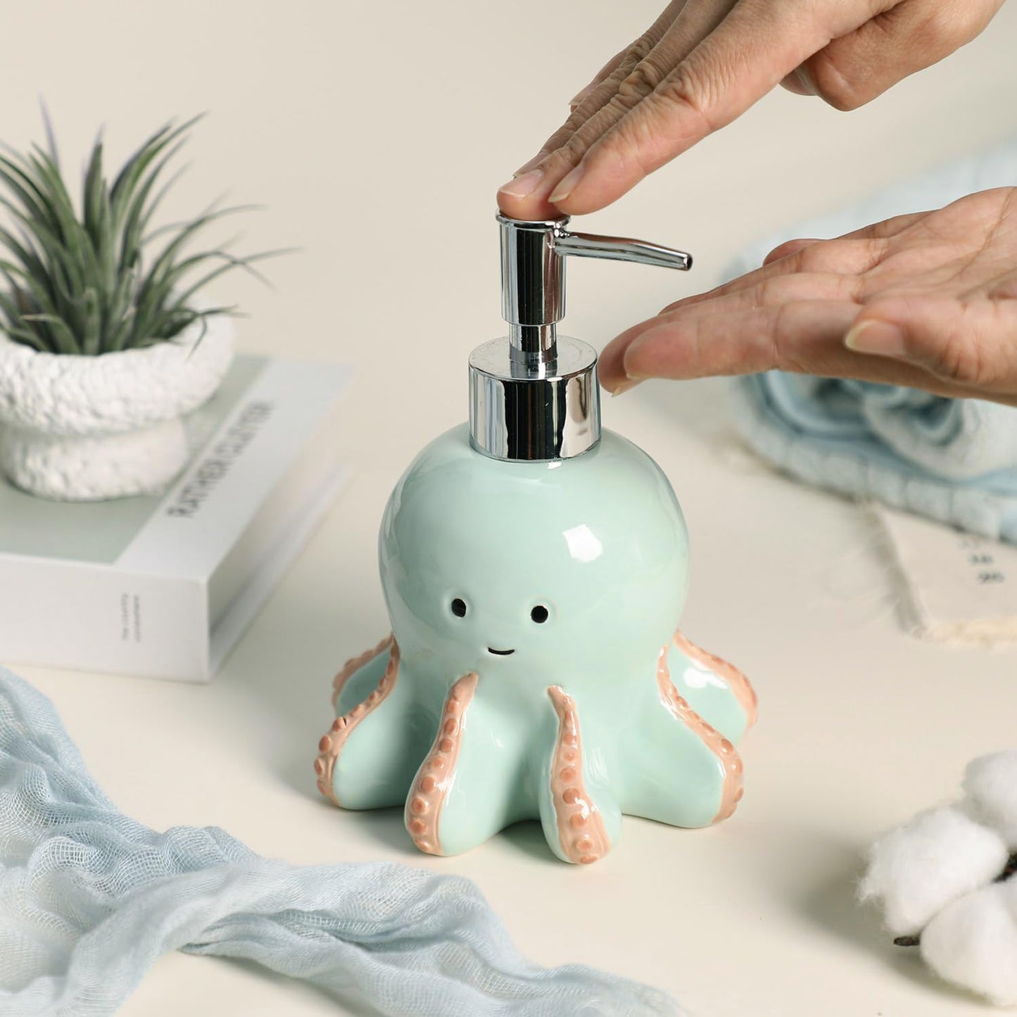 Octopus Soap Dispenser Marine Animal Lotion Dispenser Ceramic Liquid Bottle