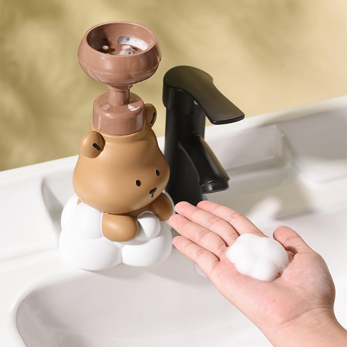 Meiliyizu Pump Bottle, Cartoon Bear Shaped Foam Soap Dispenser Foam Dispenser for Bathroom Refillable Hand Sanitizer and Shampoo Pump Bottle, Bear paw bottle brow