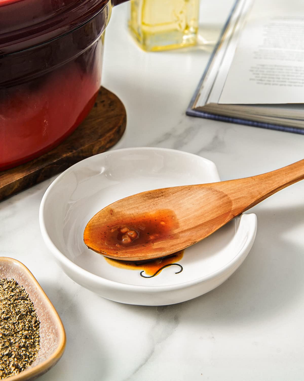 LE TAUCI Ceramic Spoon Rest for Stove Top, 5 Inch Spoon Holder for Kitchen Counter Set of 4, Kitchen Gadgets, Coffee Spoon Cradle, Home Accessories for Utensils, Dishwasher Safe, White