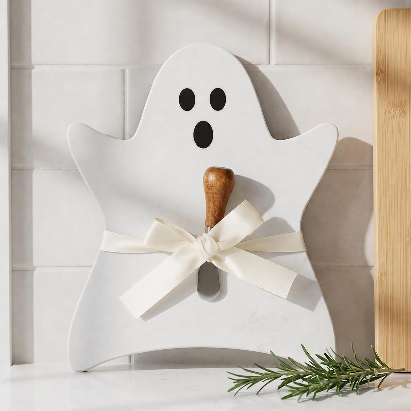 Afarnook Ghost Marble Cheese Board Charcuterie Cutting Tray with Spatula Halloween Ghost Marble Serving Decorative for Decoration Charcuterie Kitchen
