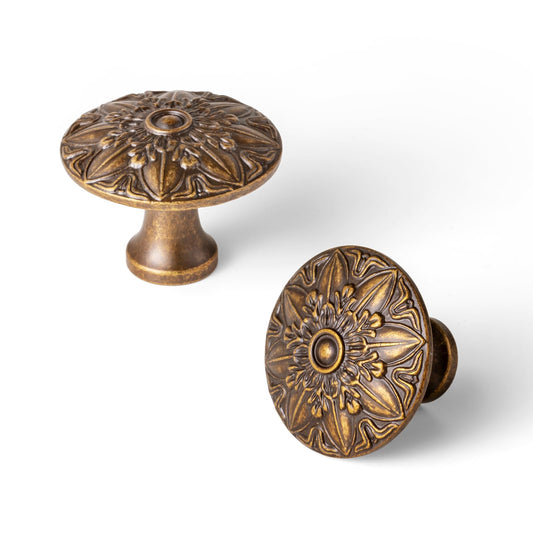 Deuschwer 6 Pack Antique Brass Cabinet Knobs, Vintage Mandala Drawer Pulls, Solid Zinc Alloy Retro Ornate Starburst Door Handles for Kitchen Cupboard, Dresser, Wardrobe, Bathroom Vanity Hardware