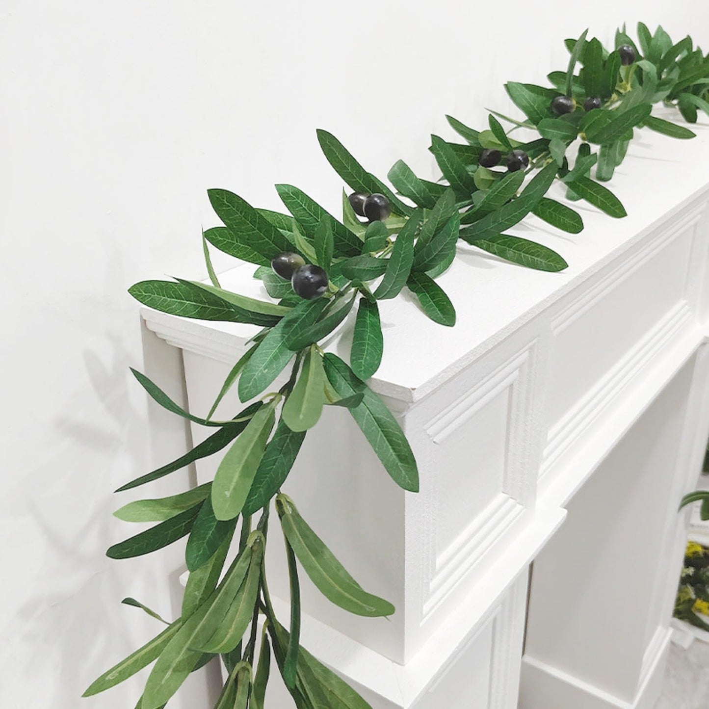 Emivery 2 Pack Artificial Olive Leaf Vine Garland, Hanging Greenery Ivy Vine Twigs Faux Olive Branches Garlands with Fruits for Wedding Backdrop Home Party Christmas Festival Decor