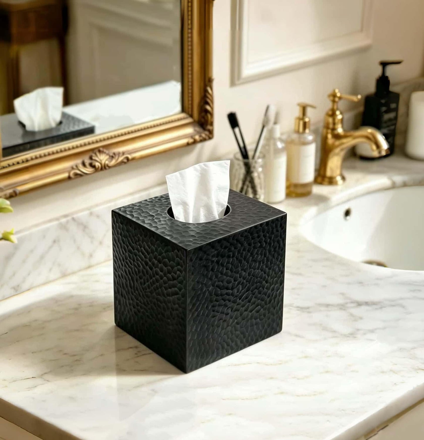 JWT Astyle Hammered Square Black Facial Tissue Box Cover Holder.Handcrafted Resin Kleenex Box Covers Cube with Open Bottom for Bathroom Livingroom Kitchen Office Home Decor Gifts