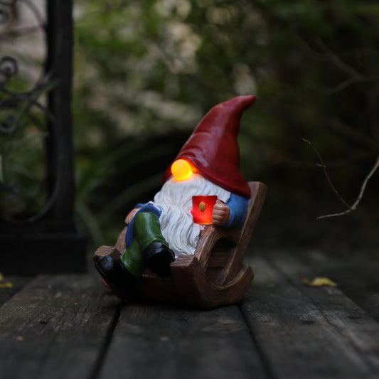 Solar Garden Gnomes Outdoor Statue with Solar Lights,7.1“ Figurine Lights Solar Garden Yard Decorations Outdoor Decorations for Patio,Yard,Lawn Ornament，Mom Gift Unique Housewarming Gifts
