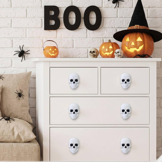 Moxweyeni 12 Pieces Halloween Skull Silicone Cabinet Knob Covers, Horror Decorative Knobs Covers, Halloween Kitchen Decor for Drawers, Wardrobes, Bookcases & Furniture, Spooky Home Party Decor Pulls