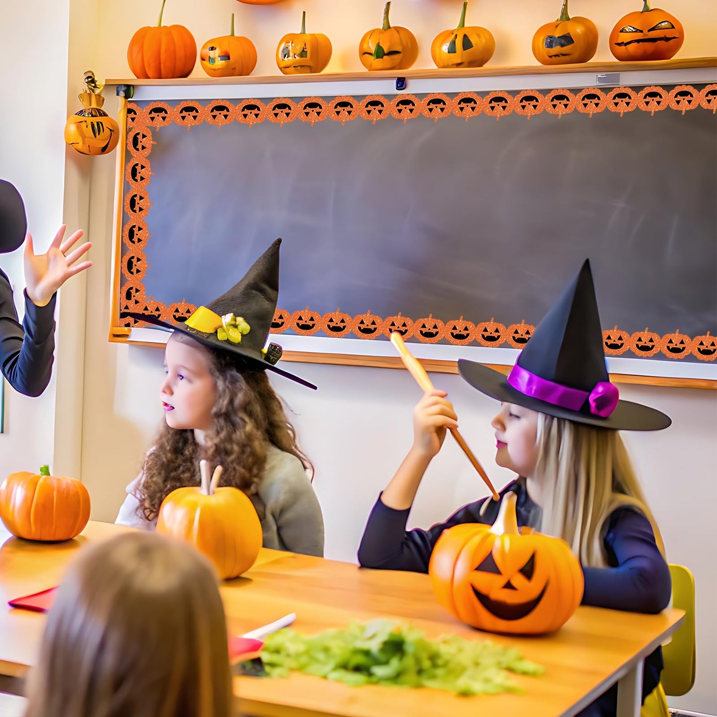 Whaline 65.6Ft Halloween Bulletin Board Border Glitter Orange Pumpkin Die Cut Trim Border Roll for Spooky Chalkboard Wall Decor