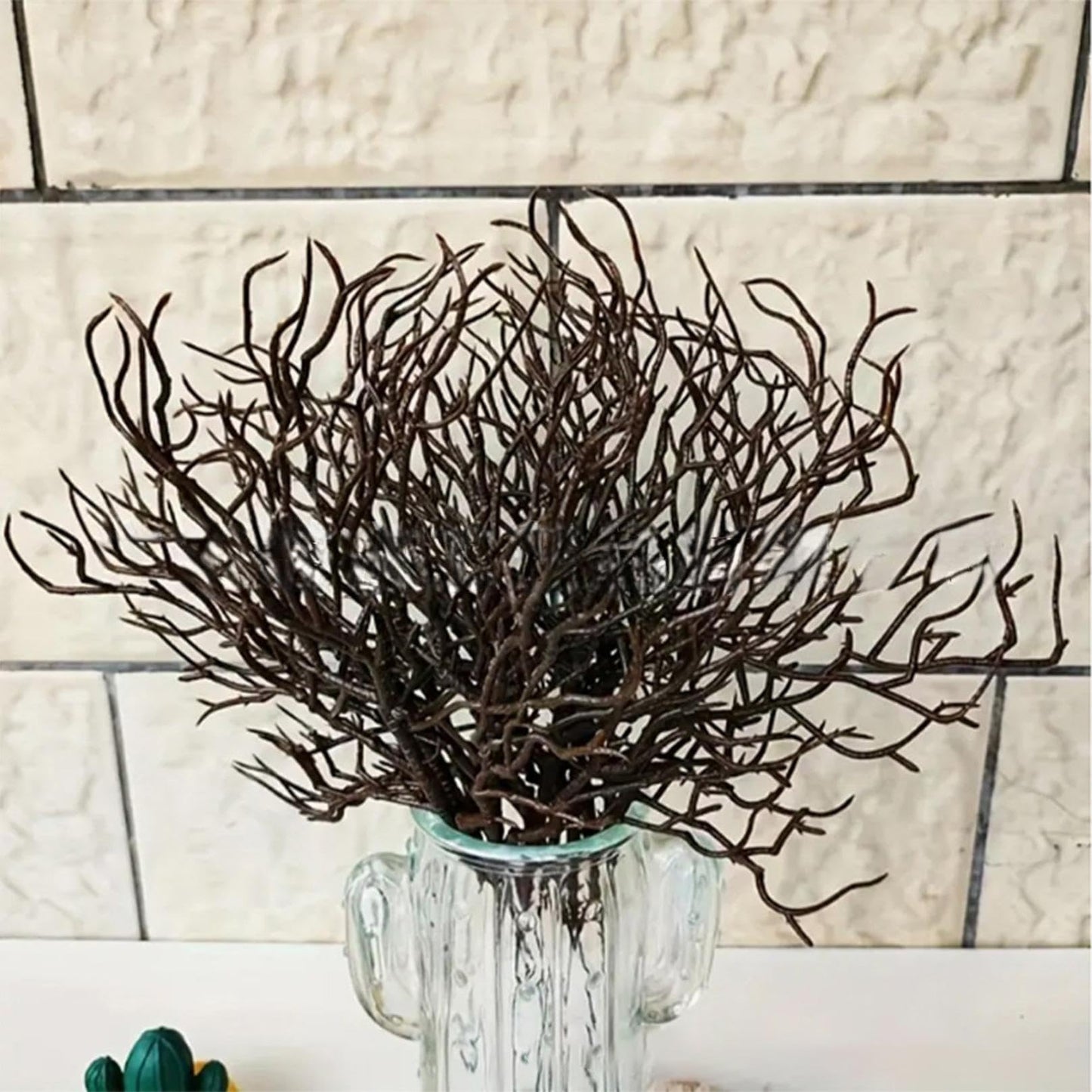 12PCS Black Manzanita Branches Halloween Artificial Antler Decorative Twigs Halloween Floral Stems Picks Black Dried Tree Branch for Vase Filler Gothic Wedding Table Centerpieces Home Party Supplies