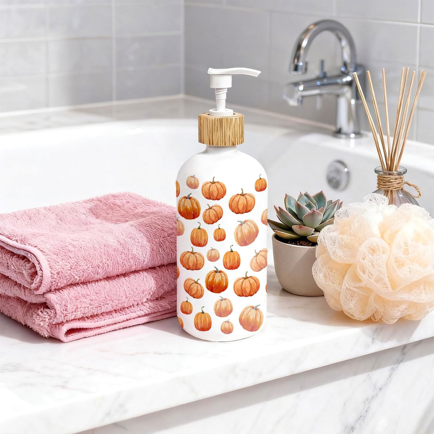 OuOvOwO Farmhouse Fall Pumpkin Glass Soap Dispenser