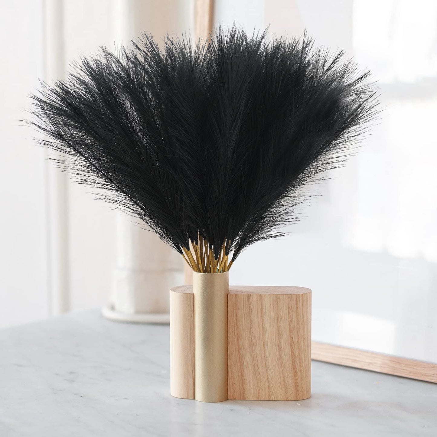 obbsie 50pcs Faux Black Pampas Grass, 21.6" Short Artificial Pompous Grass Floral Fake Pompas Grass Branches Vase Filler Flower Arrangement for Home Halloween Decor