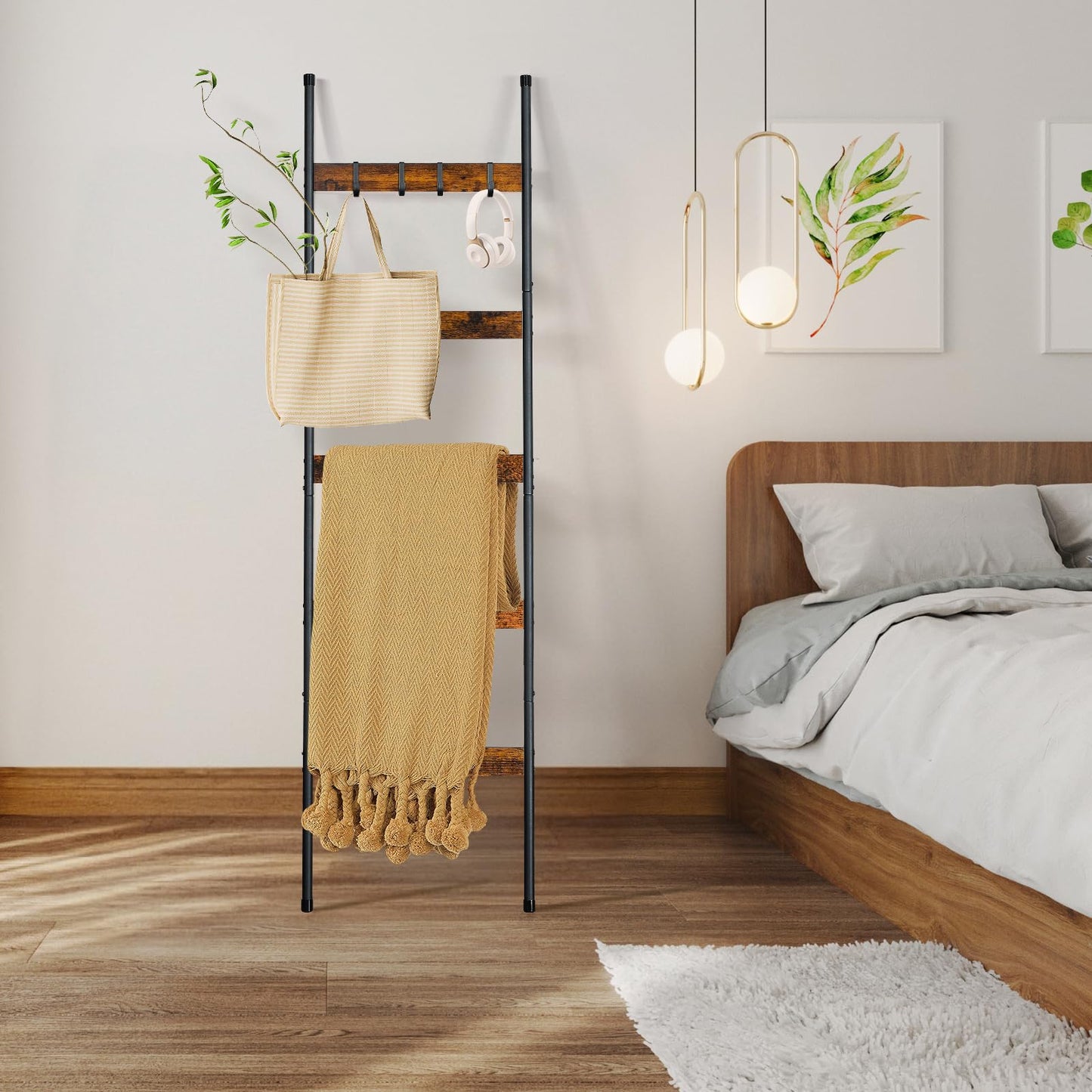 ELYKEN Blanket Ladder, 5-Tier Towel Rack, Wall-Leaning Quilt Holder
