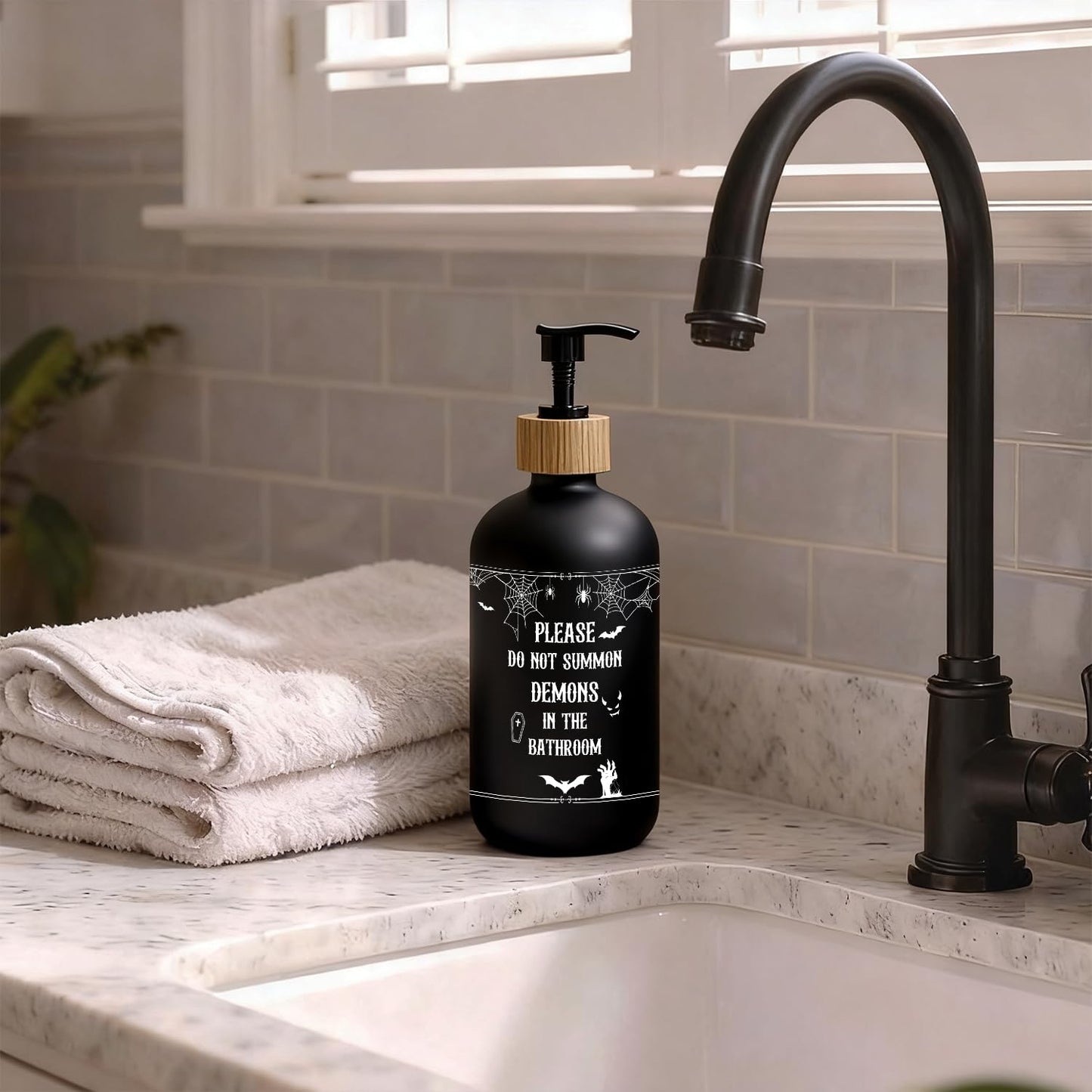 OuOvOwO Gothic Halloween Black Bathroom Glass Soap Dispenser