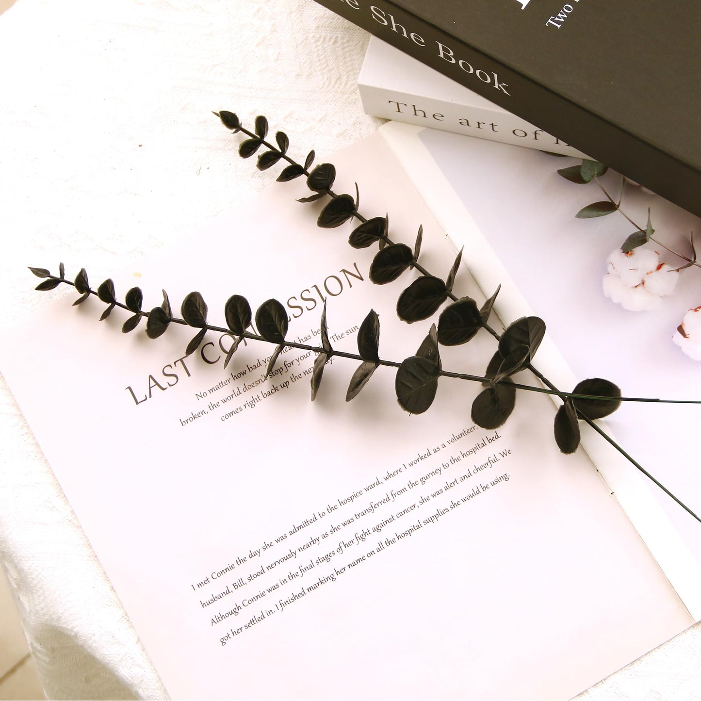 summer flower 26Pcs Black Artificial Eucalyptus Stems Faux Halloween Flowers Eucalyptuses Home Decor (26, Black)