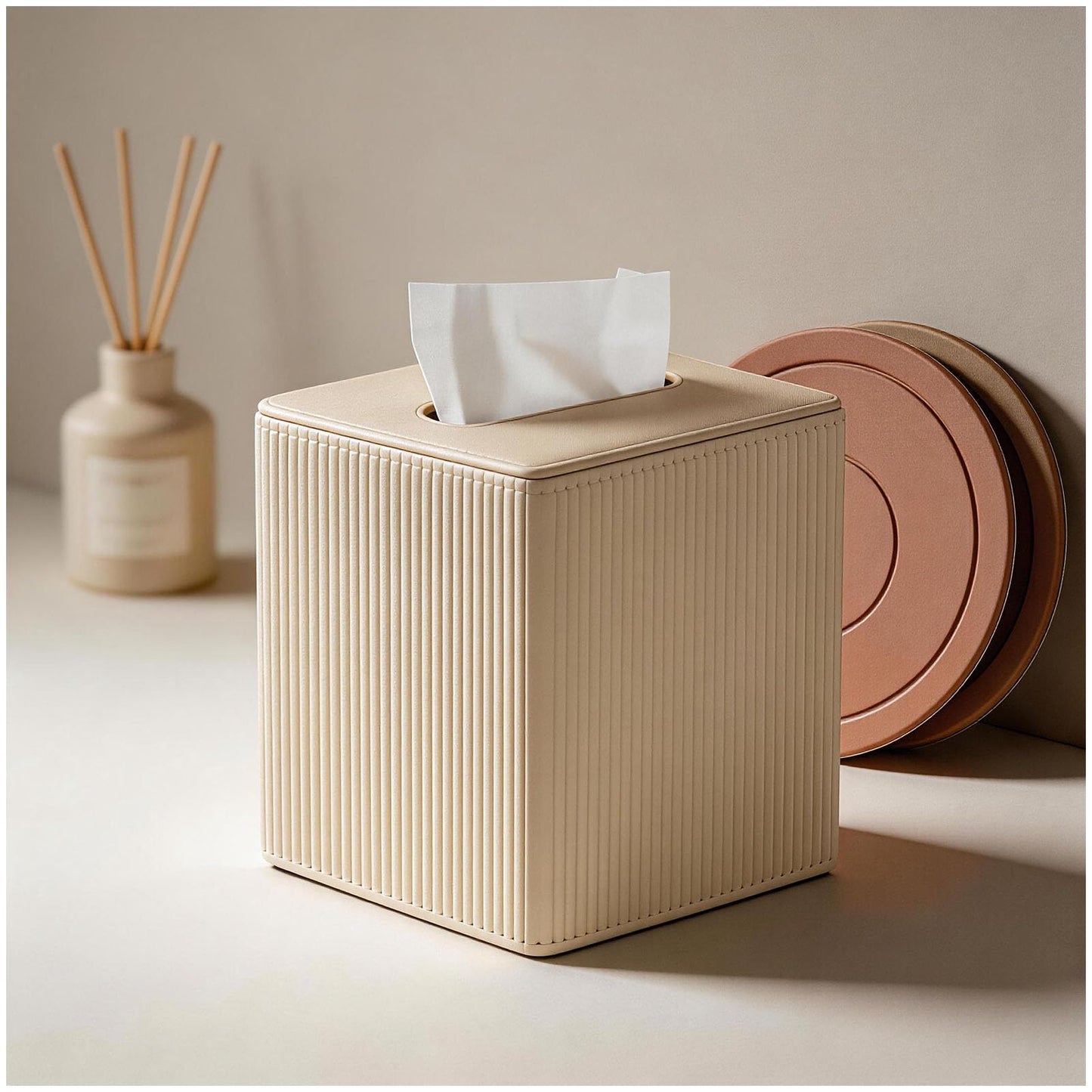 Tissue Box Cover Square with Magnetic Closure, PU Leather Tissue Box Holder for Bathroom NightStands Livingroom, Decorative Modern Square Tissue Holder