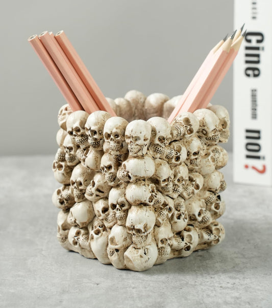 RZOIKZOI Skull Pen Holder,Makeup Brush Holder,for Vanity, Desk, Office Organizer, Trick Or Treat Decor，Halloween Candy Bowl，Spooky Goth Decorations (Skull, Square)