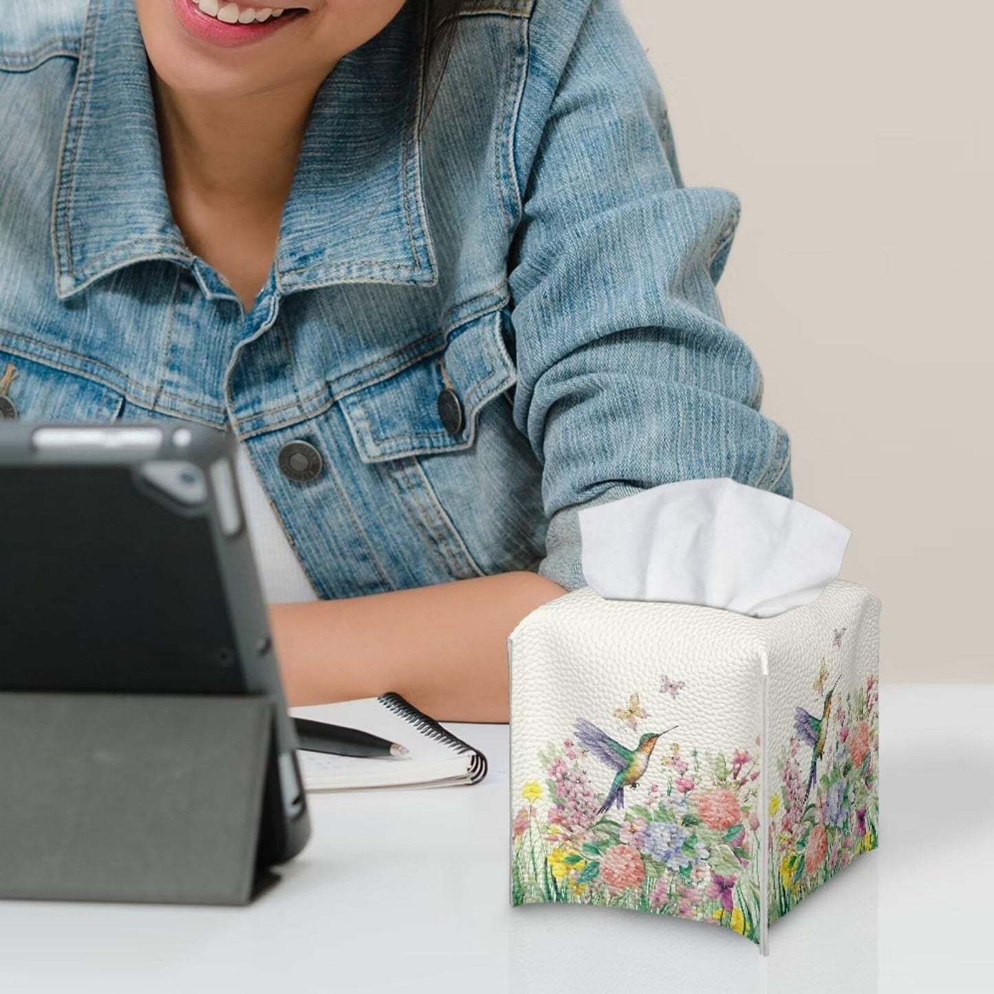ZUXONGSY Hummingbird Tissue Box Cover Floral Leather Tissue Box Cover White Tissue Box Covers Cube for Countertop Tissue Boxes Bathroom Car