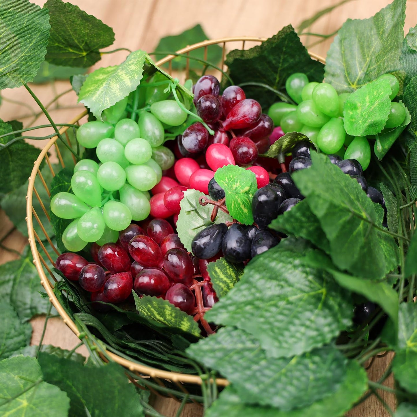 Quancru Artificial Grapes Leaves Vines 6 Strands & Fake Grape 8 Bunches Simulation Red Black Purple Green Fruit Photography for Indoor Outdoors Wedding Party Cabinet Garland Ornament Wall Decortion