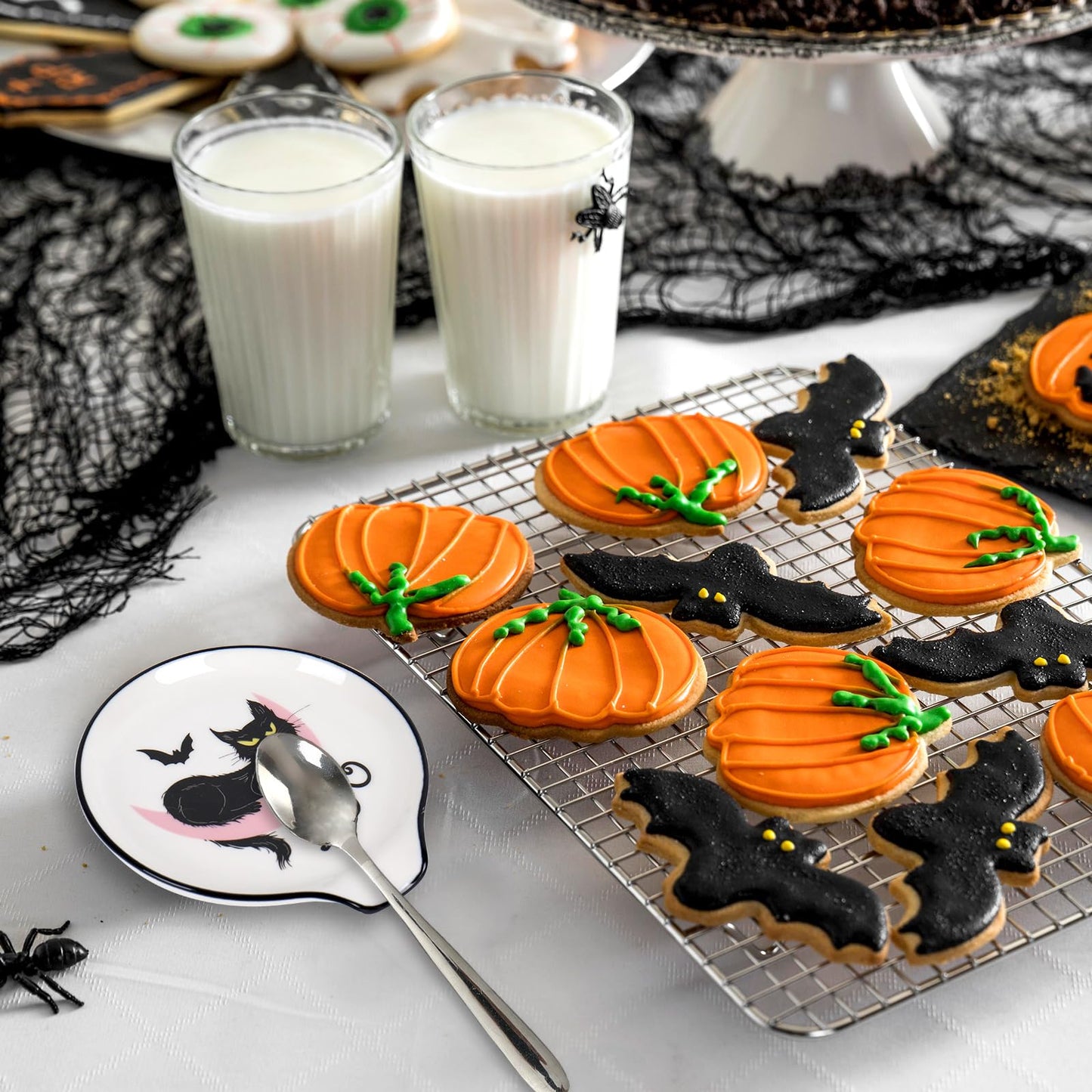 Whaline 2Pcs 4.7inch Halloween Ceramic Spoon Rest Pink Pumpkin Black Cat Small Coffee Spoon Holder for Home Coffee Station Bar Accessories