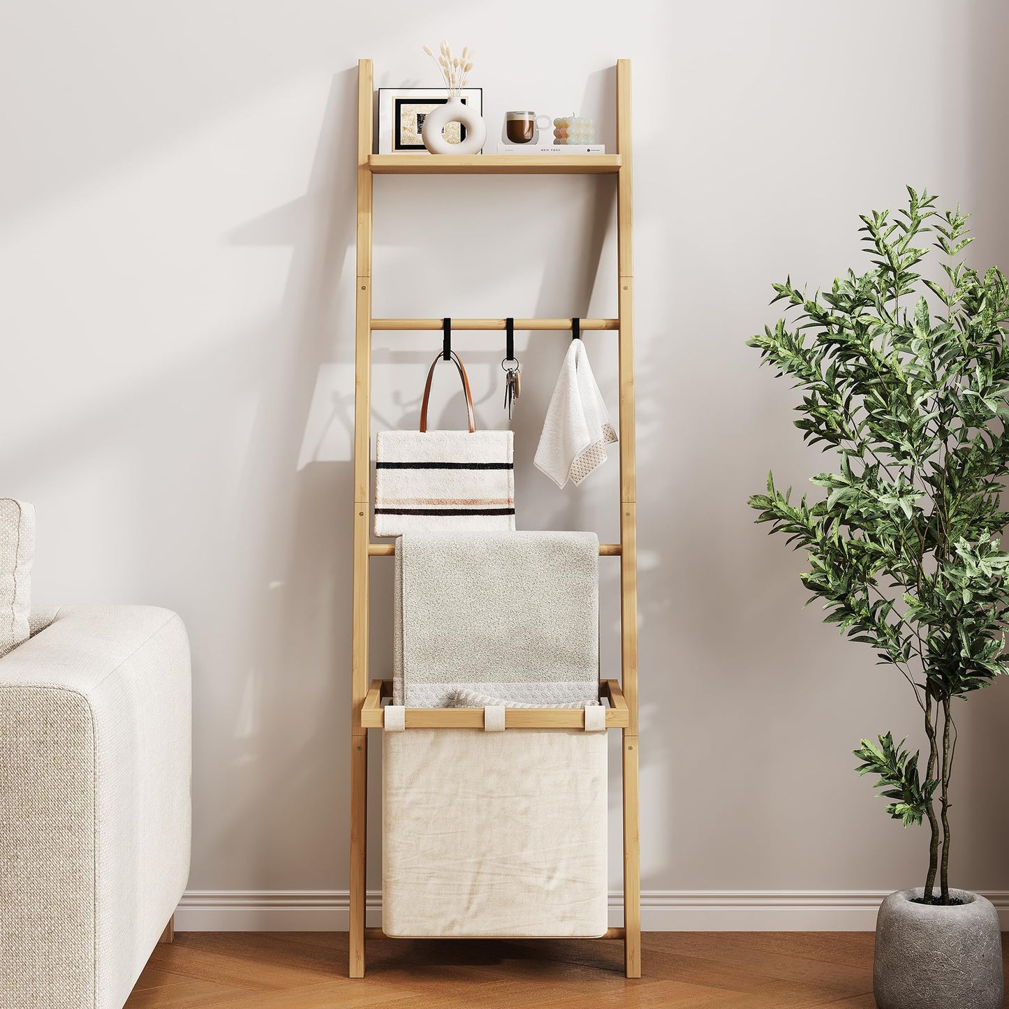 63" Bamboo Blanket Ladder with Shelf, Fabric Basket and 5 Hooks, 4 Tier Leaning Blanket Rack, Farmhouse Towel Ladder Rack, Decorative Quilt Rack Holder for Living Room Bedroom Bathroom, Natural Wood