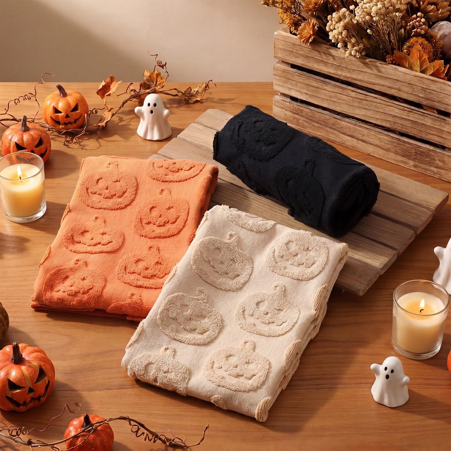 Remagr 3 Pcs Halloween Hand Towels Set for Bathroom Spooky Pumpkin Decor 100% Cotton Jacquard Bath Towels 29.5 x 13.8 Inch Orange Black White Soft Kitchen Towel Gift for Home Bathroom Fall Decor