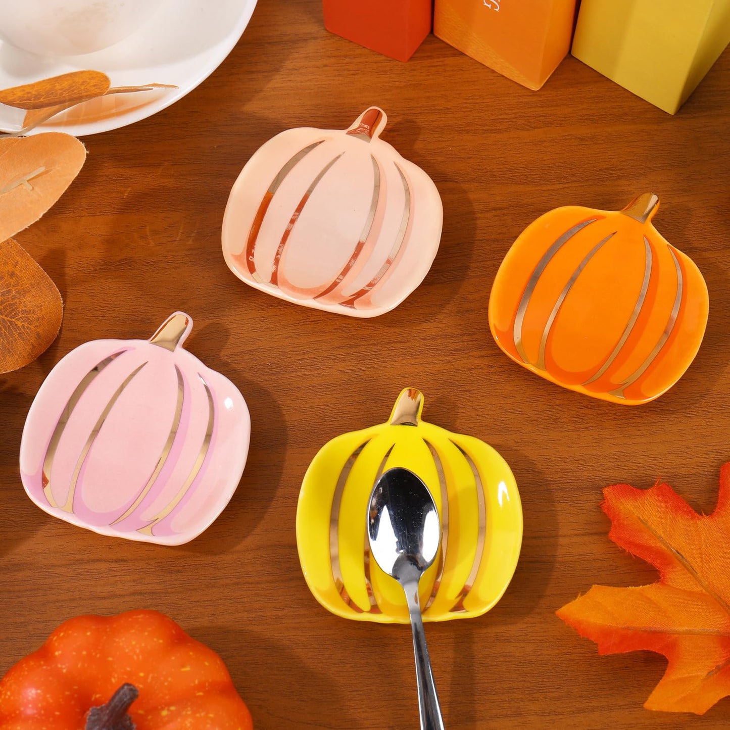 JarThenaAMCS 4 Pcs Fall Spoon Rest Pumpkin Shaped Ceramic Spoon Holder Sauce Dishes 2.7 Inch Ceramic Coffee Spoons Holder for Autumn Coffee Stirrer Teaspoon Bar Accessories Kitchen Office Decor