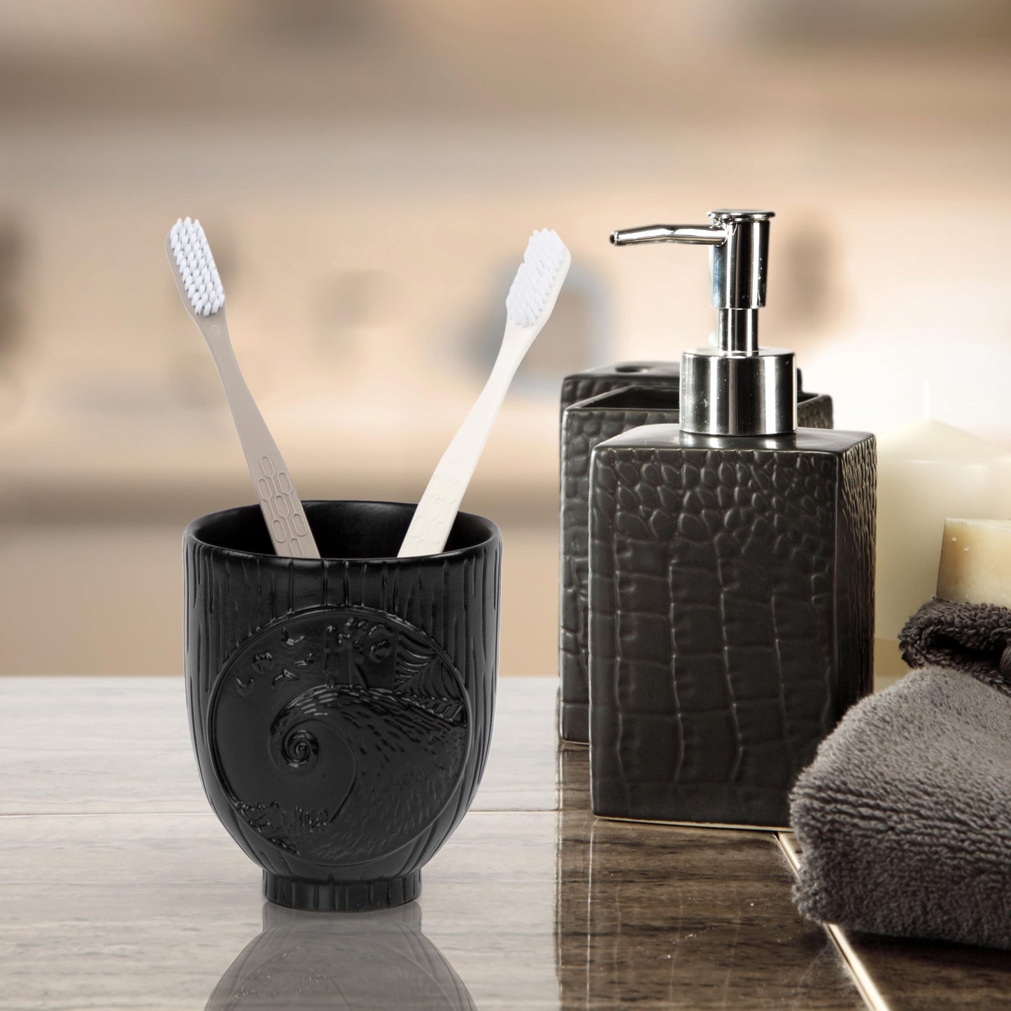 Jay Franco Disney Nightmare Before Christmas Bathroom Soap Dispenser Set - 2 Piece Black and White Collection Includes Resin Lotion Pump and Tumbler Cup - Bathroom Décor