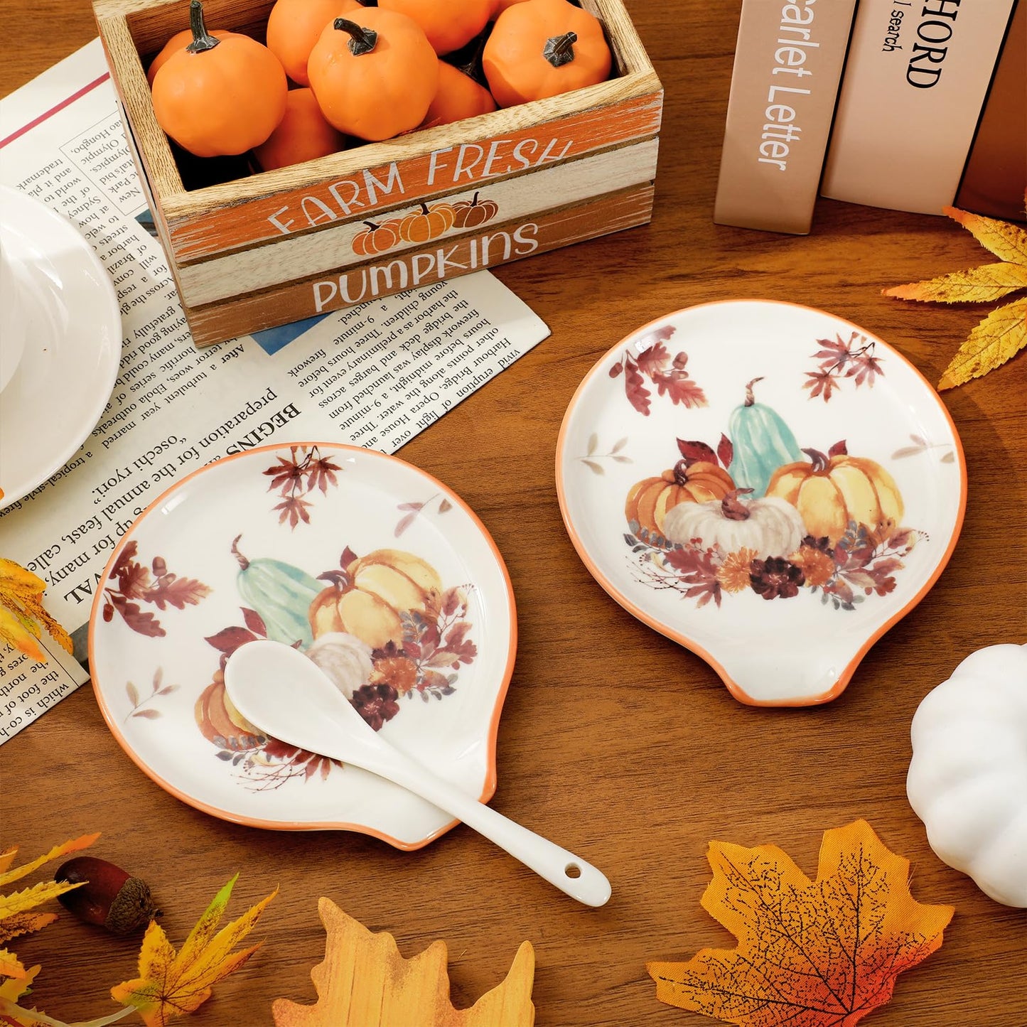 2 Pcs 4.7 Inch Fall Thanksgiving Ceramic Spoon Rest Autumn Floral Pumpkin Small Coffee Spoon Holder for Thanksgiving Coffee Stirrers Teaspoon Bar Spoon Bar Accessories