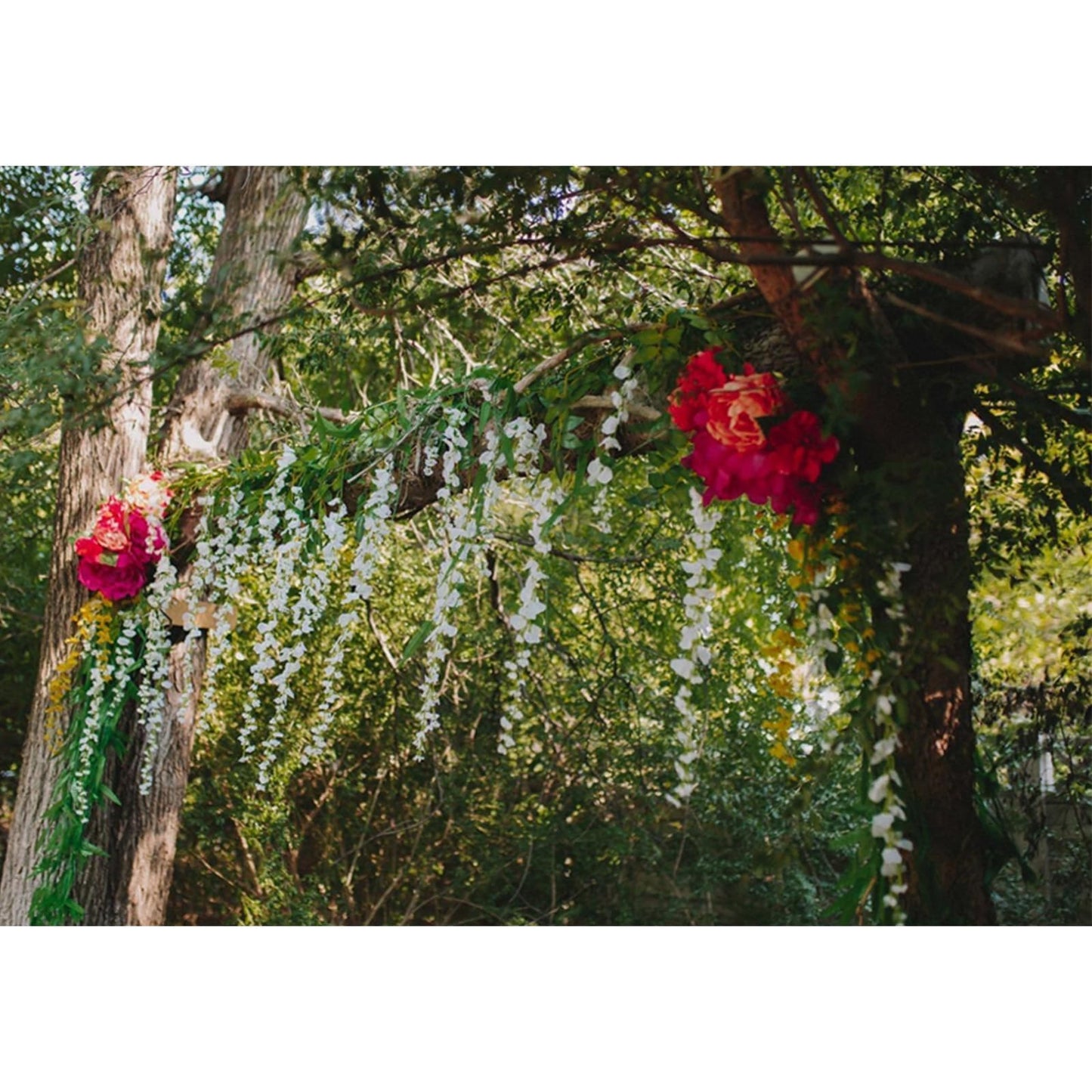 HOGADO 50pcs 300FT Artificial Vine Hanging Greenery Garland Jungle Vines Faux Willow Rattan Vine Artificial Leaves Garland Aestheti Fake Flowers Foliage for Garden Wedding Party Balcony Jungle Decor