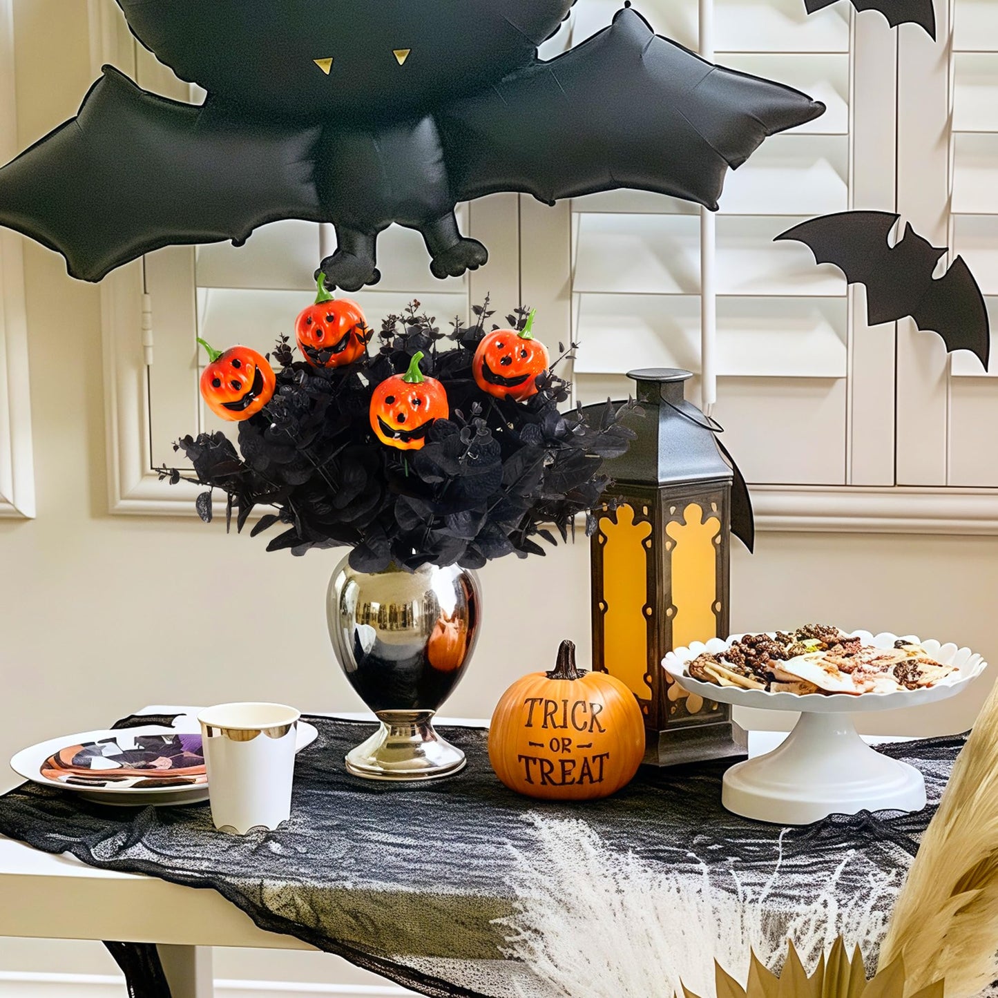 SITUMEIZI 14PCS Black Halloween Flowers Pumpkin Decorations Indoor Black Artificial Flower Fake Eucalyptus Branches Stems Halloween Table Centerpieces Decor