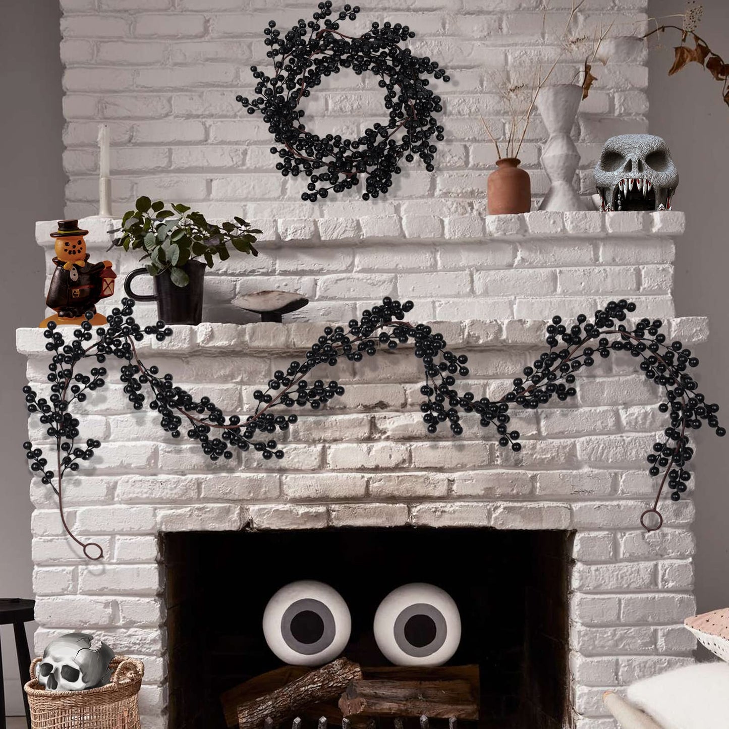 RECUTMS Berry Garland Artificial Black Berry Garland 5.9FT Garlands with Bendable Stems for Christmas Halloween Holiday Fireplace Stairs Table Decor