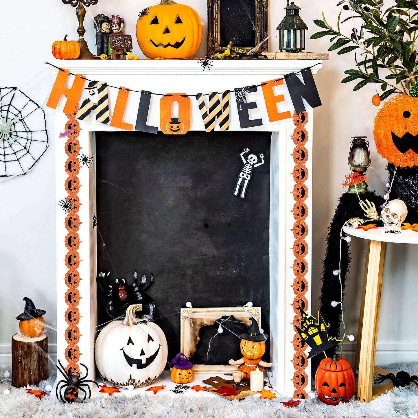 Whaline 65.6Ft Halloween Bulletin Board Border Glitter Orange Pumpkin Die Cut Trim Border Roll for Spooky Chalkboard Wall Decor