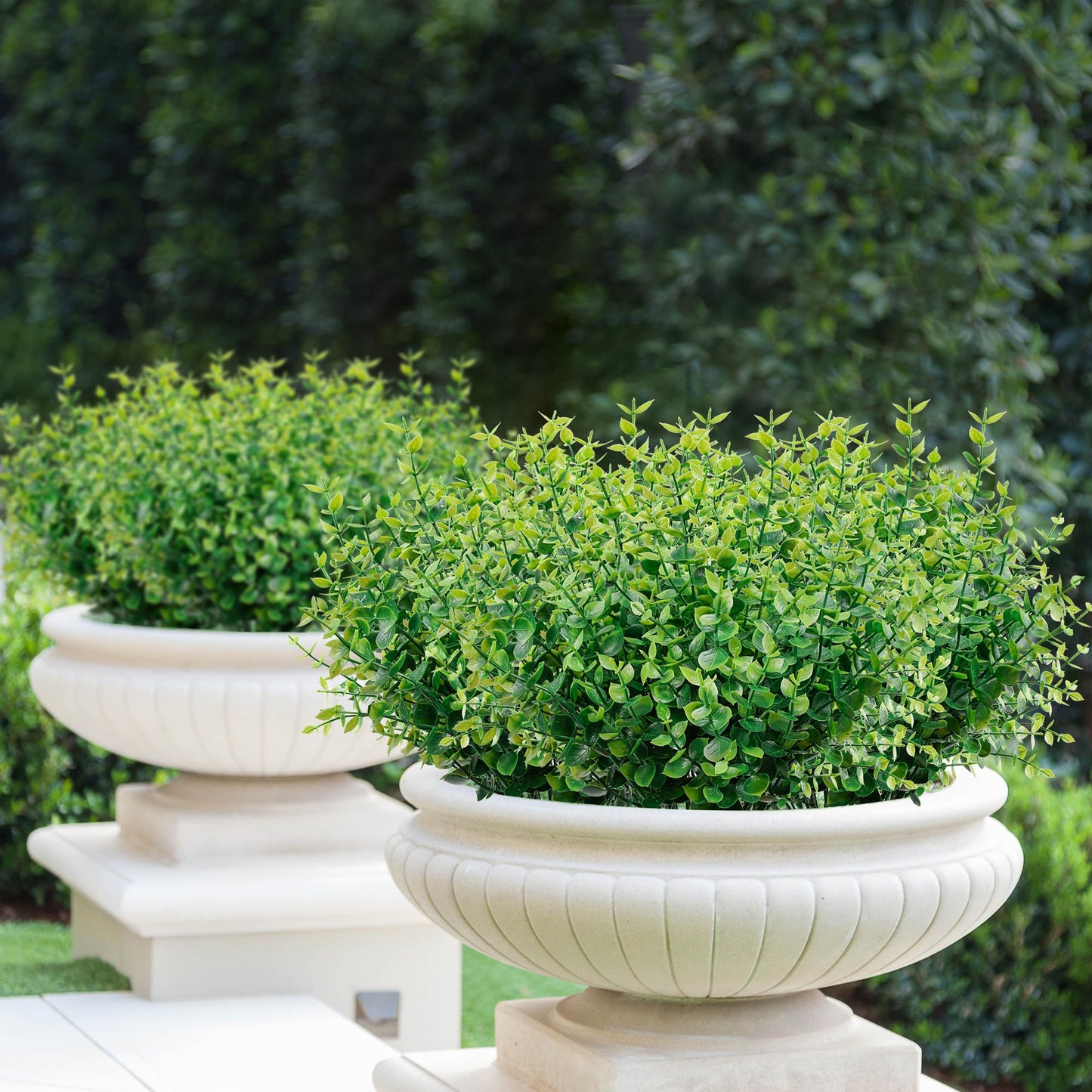 petalyn 10 Bundles Artificial Boxwood Stems Outdoor Artificial Greenery UV Resistant Foliage Plants, Faux Boxwood Shrubs Grass for Farmhouse Office Garden Wedding Window Patio Home Decor