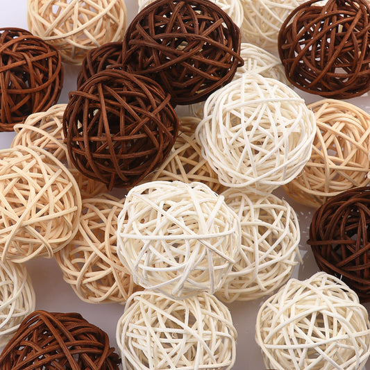 KUKLIPJIM 50 PCS 3-Colors 2.4 inch Natural Decorative Wicker Rattan Balls, Mini Hanging Rattan Balls Vase Fillers for Christmas, Ornaments DIY, Parrot and Party Decorations