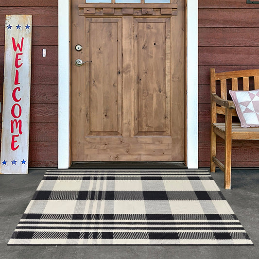 Aoczes Buffalo Plaid Outdoor Rug 2x3 Cotton Woven Rug Black and Off White Front Porch Door Mats Rug Washable Indoor Outdoor Rug Layered Area Rug for Entryway Farmhouse Decor Carpet