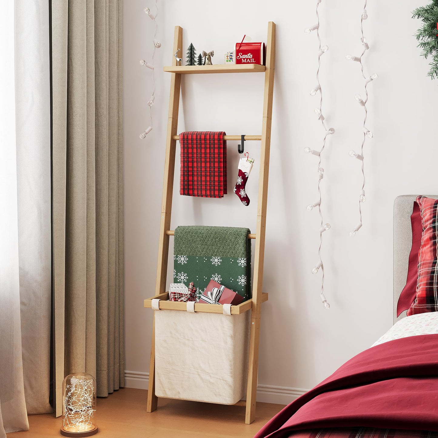 63" Bamboo Blanket Ladder with Shelf, Fabric Basket and 5 Hooks, 4 Tier Leaning Blanket Rack, Farmhouse Towel Ladder Rack, Decorative Quilt Rack Holder for Living Room Bedroom Bathroom, Natural Wood