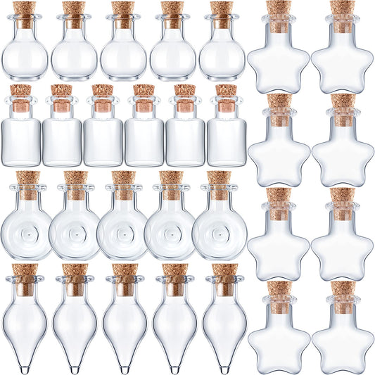 Patelai 50 Pcs Mini Glass Bottles Jars with Cork Stoppers Tiny Cork Glass Bottles Halloween Small Wishing Message Jars DIY Decor for Winter Christmas Party Wedding Baby Shower Favors(Classic Shape)