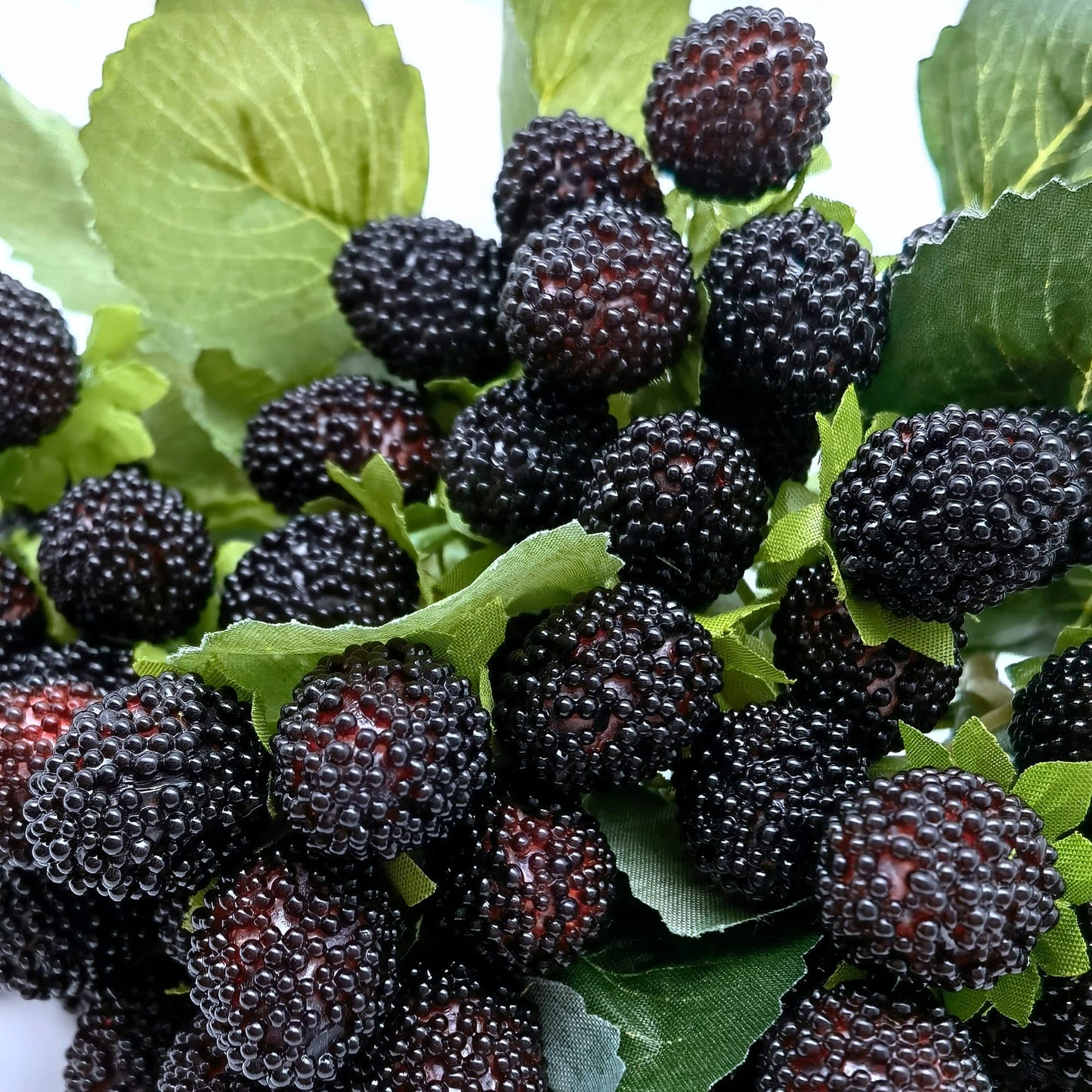M2cbridge 4PCS Artificial Raspberry Red Berry Faux Fruit BlackBerry Props Table Decoration (Black)