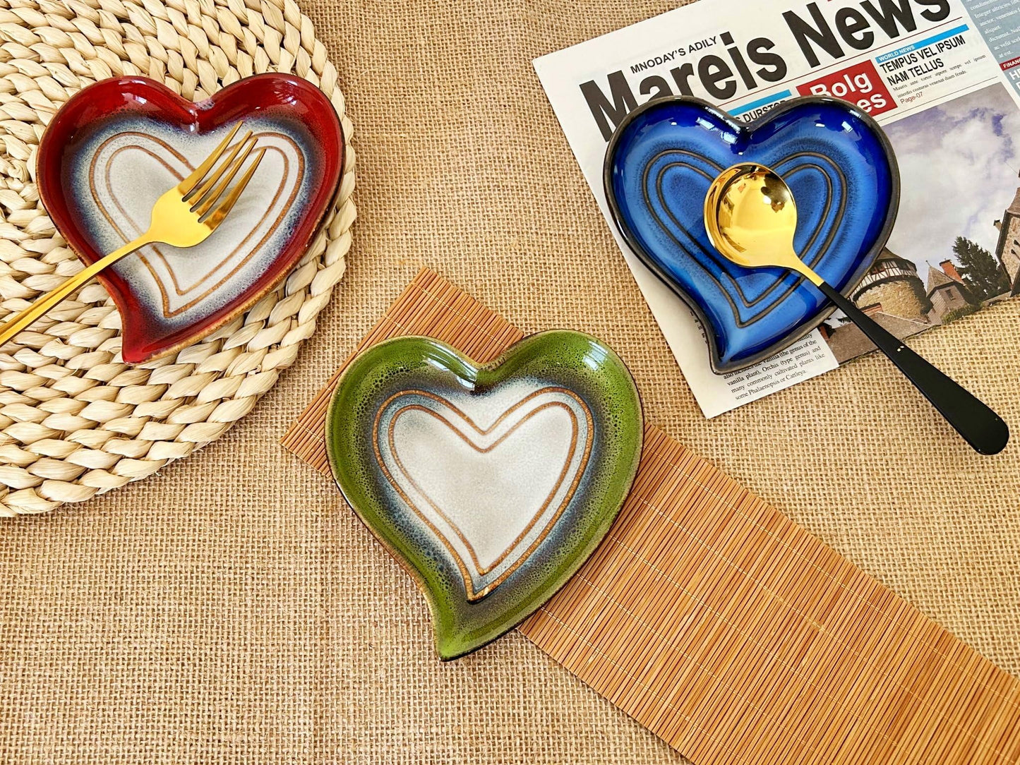 Ceramic Spoon Rest for Stove Top, Heart Cute Spoon Rest for Kitchen Counter, Cooking Spoon Holder for Kitchen Counter, Utensil Rest Spatula Rest Ladle Holder Tong Rest (Retro Grass Green)
