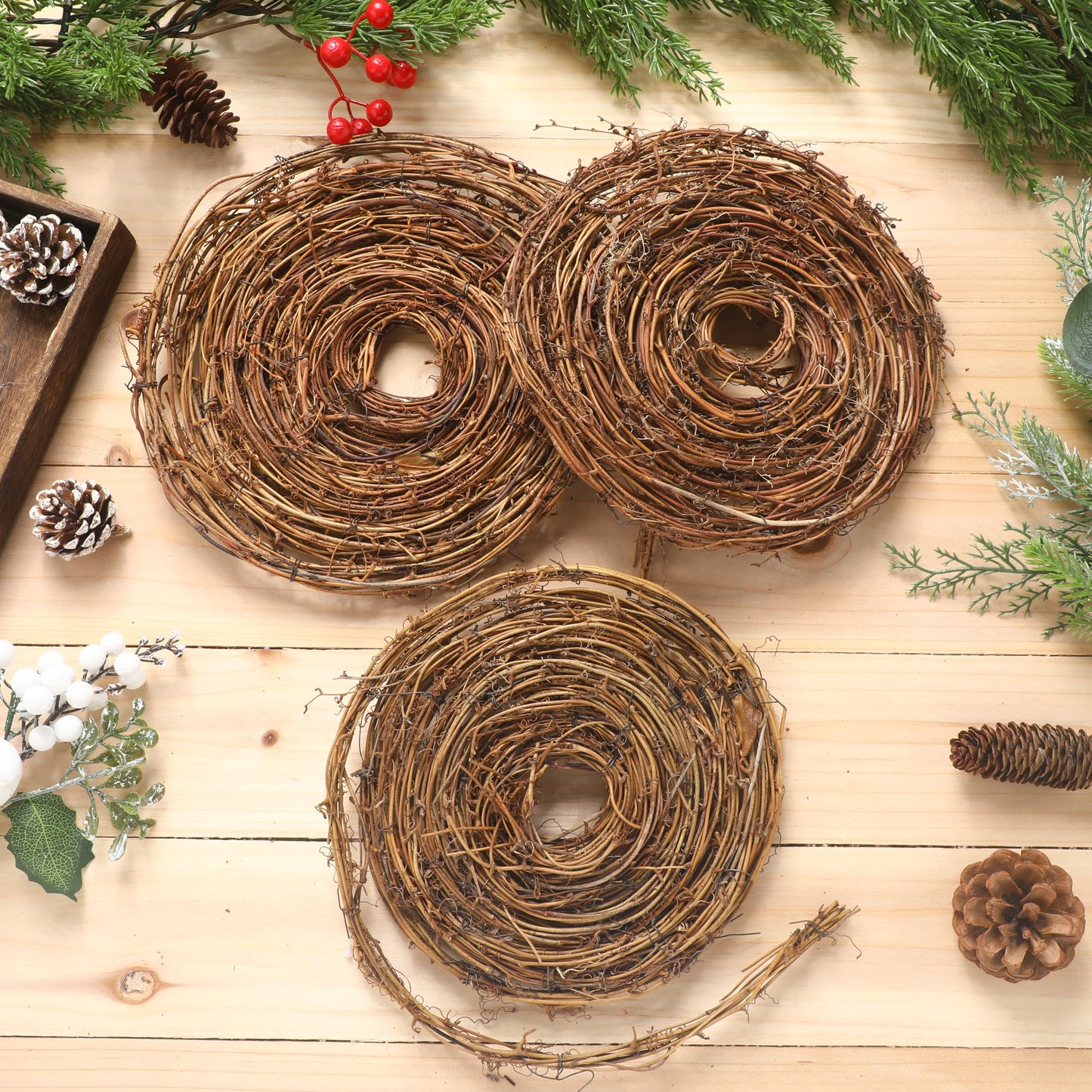 Janinka 6 Pcs 15 Feet Grapevine Garland Natural Grapevine Wreath for Crafts DIY Twig Garland Rattan Hanging Vine Wreath for Wedding House Holiday Door Vase Wall Home Decor