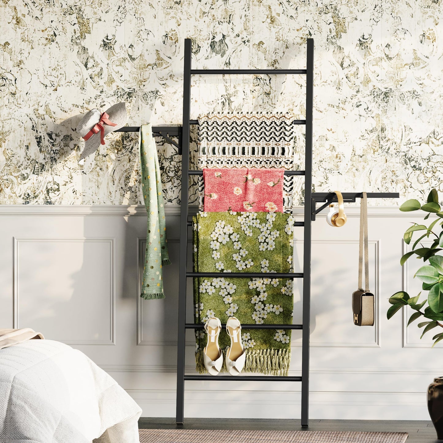 Metal Blanket Ladder, 7-Tier Towel Rack with Ajustable Side Rack, Blanket Rack Stand for Living Room, Bathroom, Quilt Display Ladder Shelf, Farmhouse Black