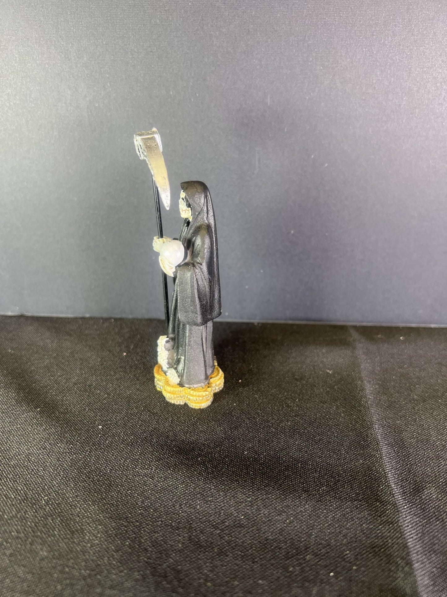 Moviebros 3" Inch Santa Muerte Skull Coin Base Figure Black, Mini
