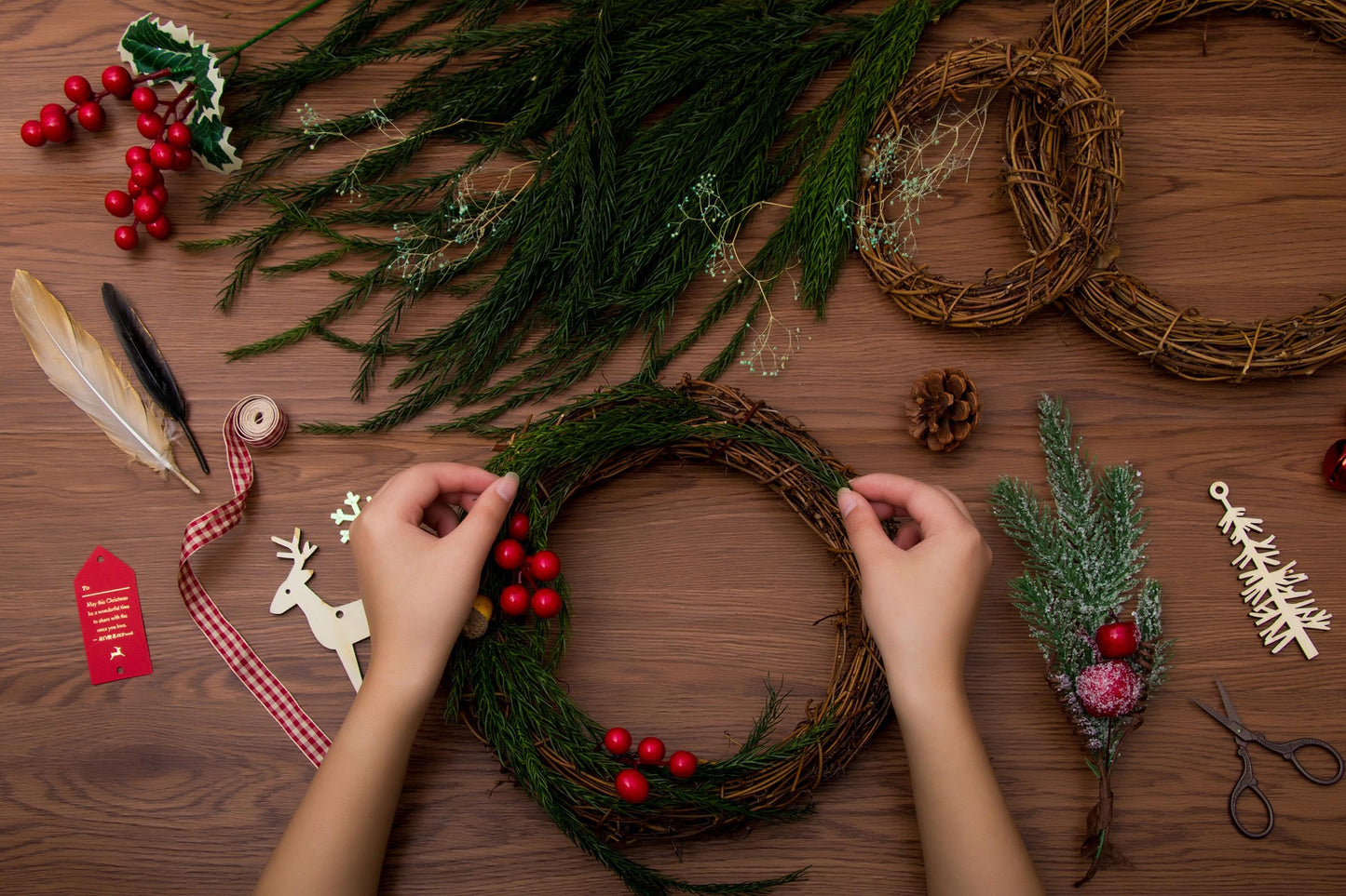 DIY Crafts Natural Grapevine Twig Garland Wreaths Decor 15-Feet for Wedding House Holiday Door Wall Decor (3PCS Green)
